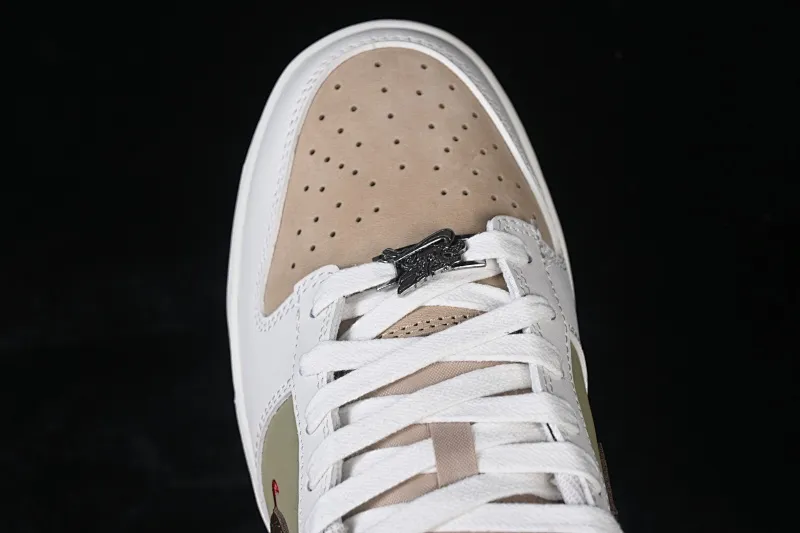 All categories Nk SB Dunk series Nk SB Dunk Low low-top sneakers F version Nike SB Dunk Low Year of the Horse limited low-top casual sneakers IQ1118-220